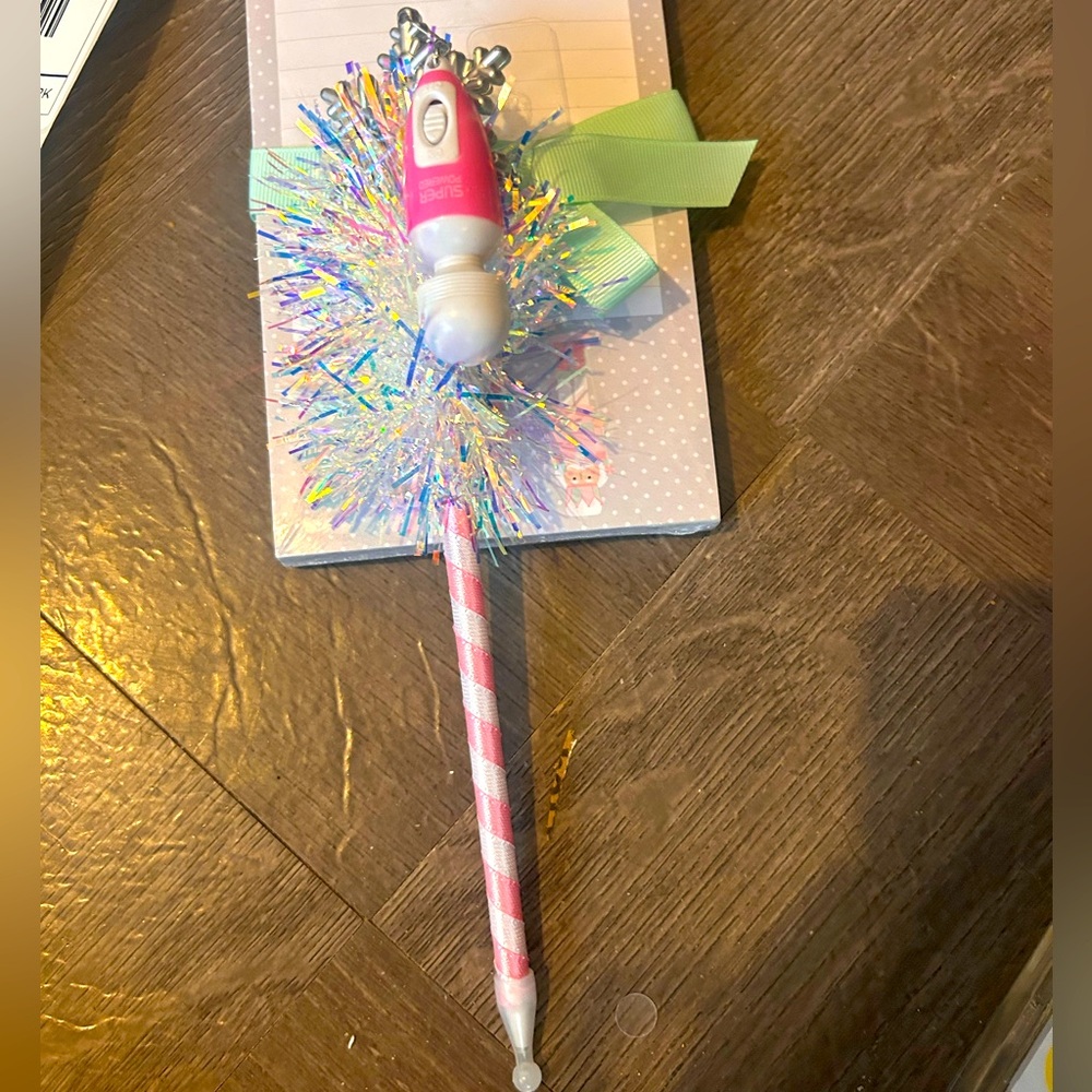 - Vibrating pen, handmade